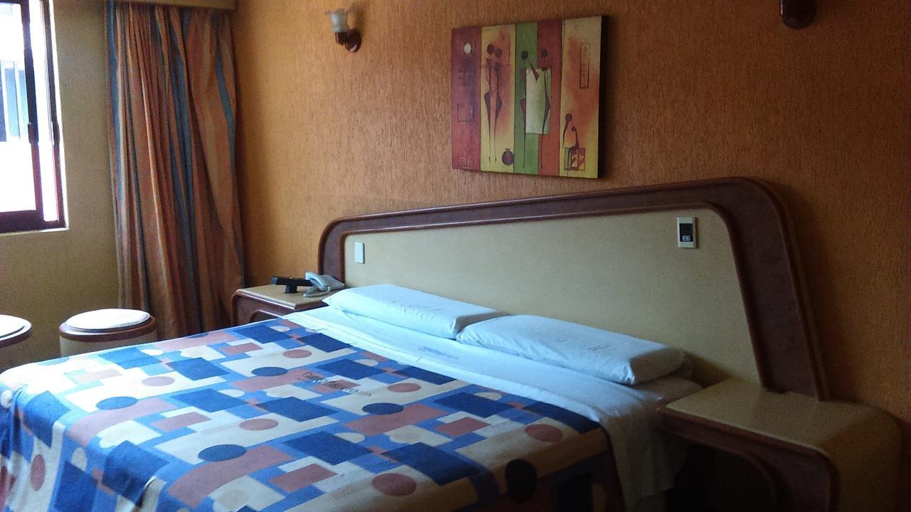Hotel Aeropuerto Toluca Dış mekan fotoğraf