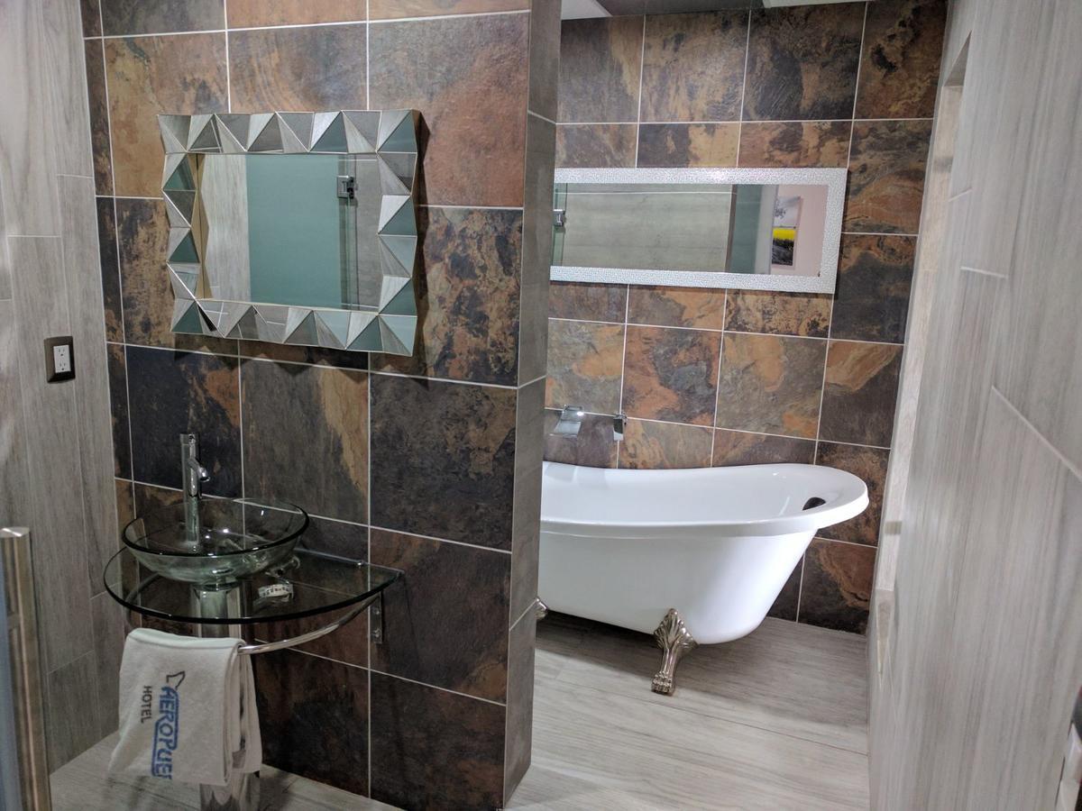 Hotel Aeropuerto Toluca Dış mekan fotoğraf